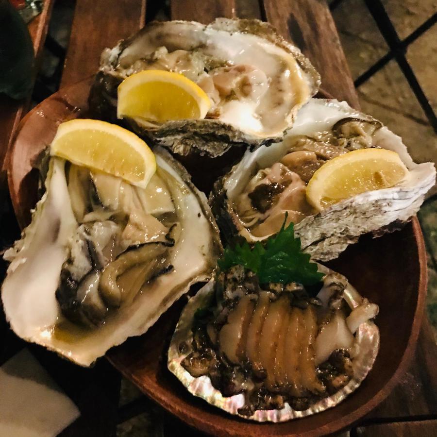 Guest House & Bar Diamond Head Mihana 外观 照片