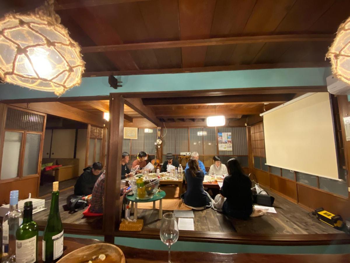 Guest House & Bar Diamond Head Mihana 外观 照片