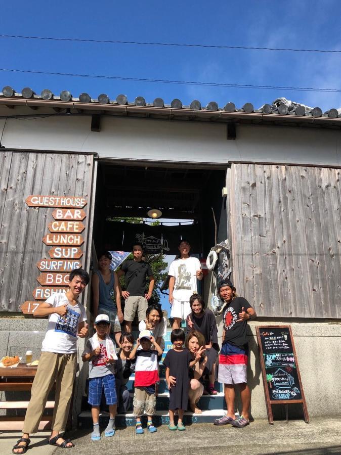 Guest House & Bar Diamond Head Mihana 外观 照片