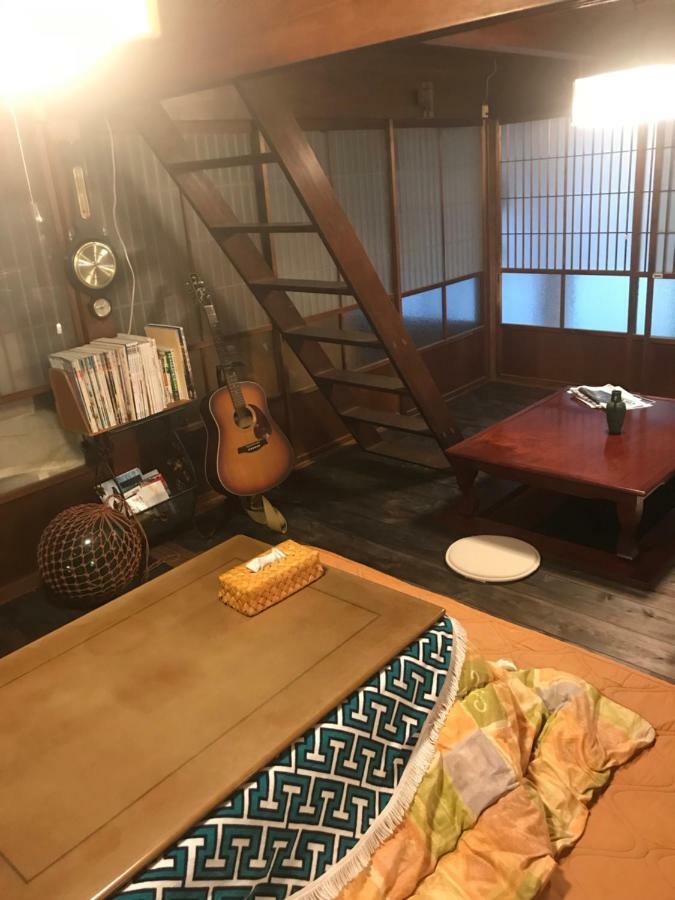 Guest House & Bar Diamond Head Mihana 外观 照片