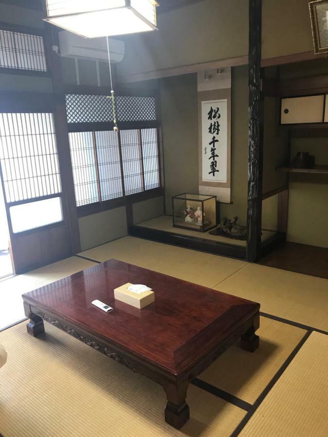 Guest House & Bar Diamond Head Mihana 外观 照片